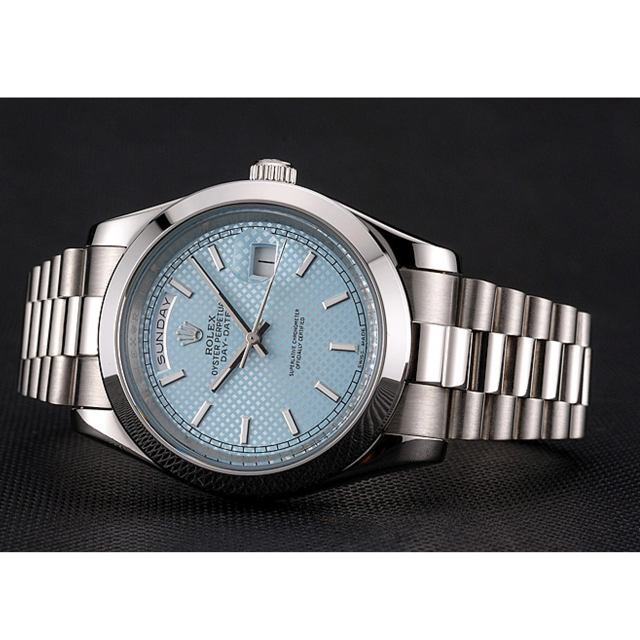 Aaa replica watch 40 Blue Case Ice Bracelet Dial Steel And Stainless Rolex Date Day 0618